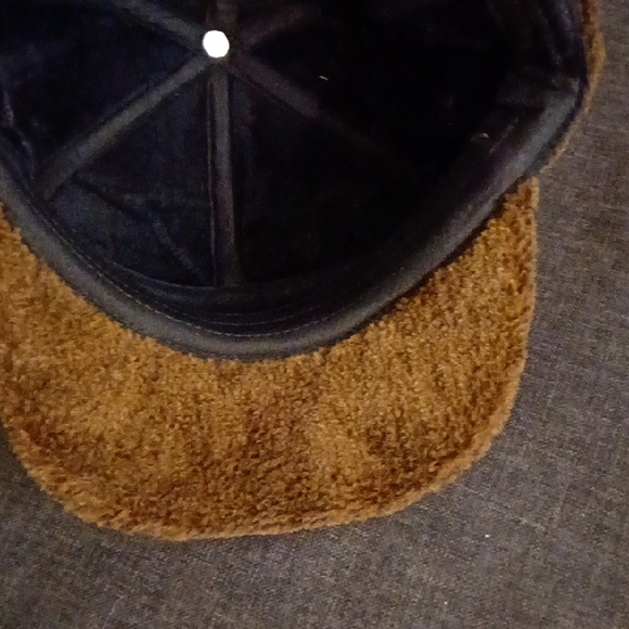 #19 Black and Brown Leather Trapper Hat - Picture 3 of 7